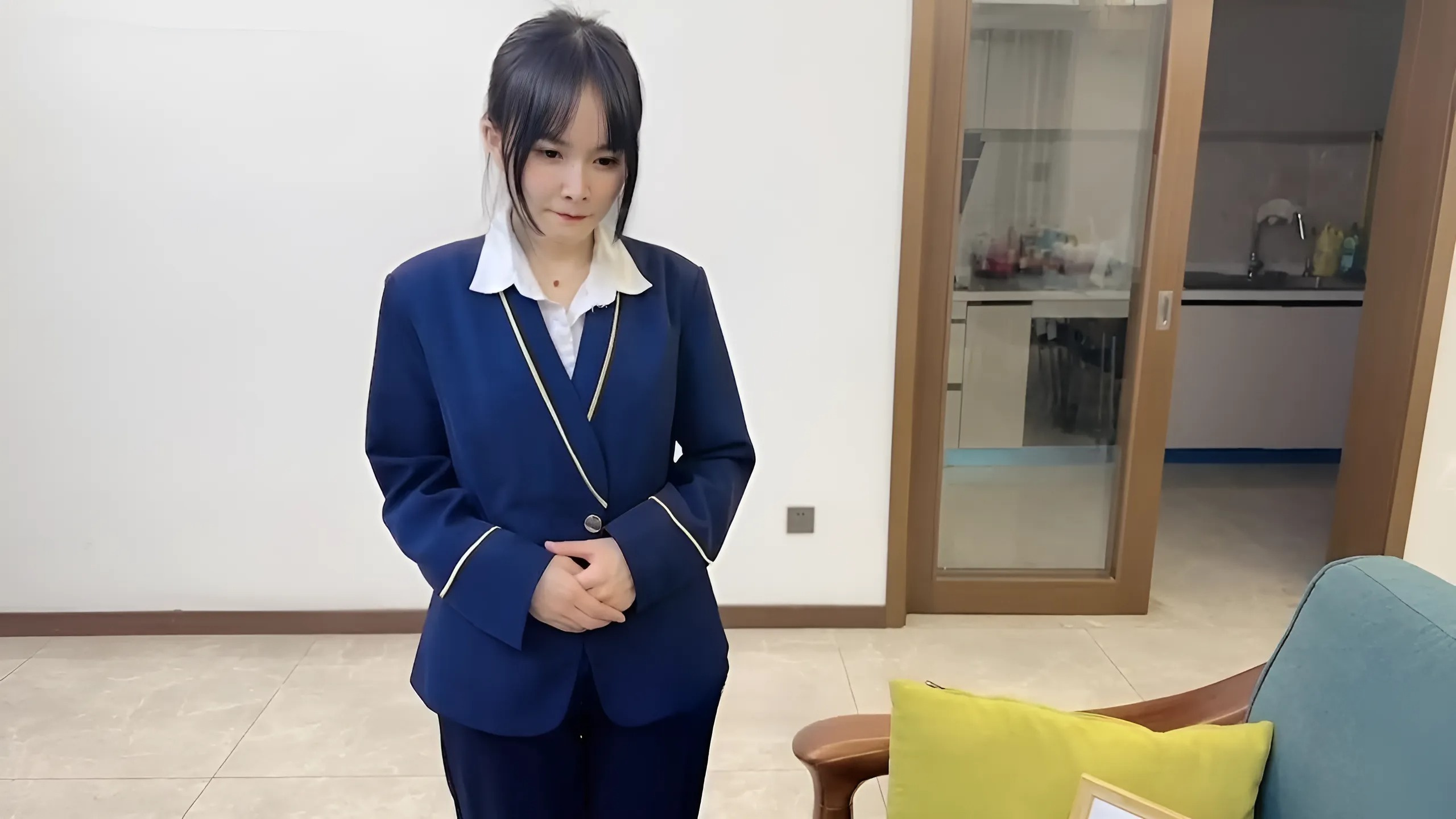 CM-41 飞行结束后空乘人员做什么？