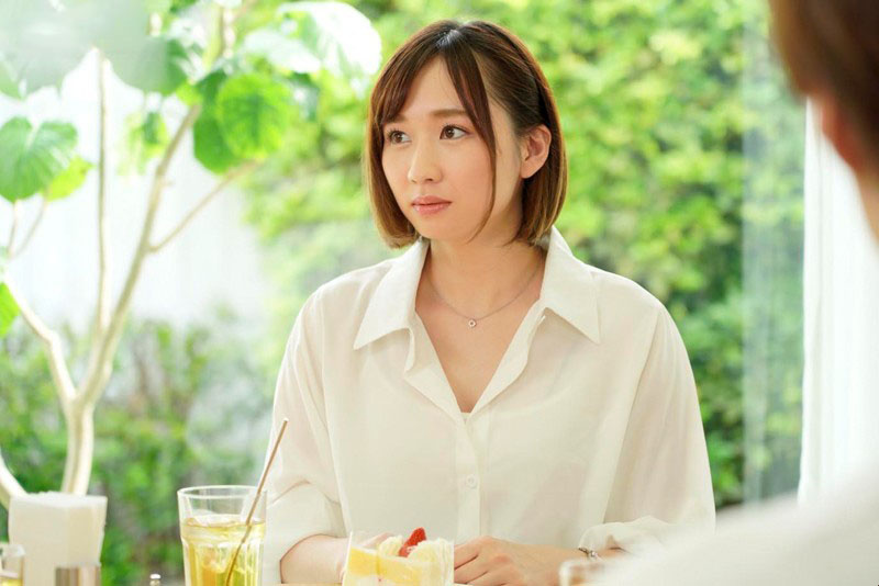 KIRE-004 회사원이 JAV로 처음 데뷔했습니다.